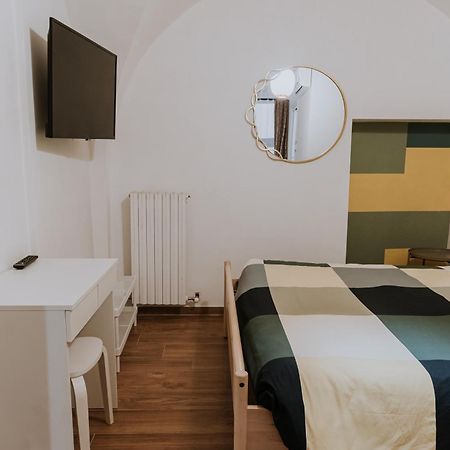 לינה וארוחת בוקר קייטי La Casa Di Achille מראה חיצוני תמונה