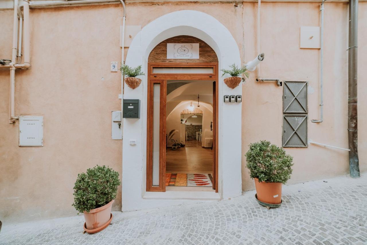 לינה וארוחת בוקר קייטי La Casa Di Achille מראה חיצוני תמונה