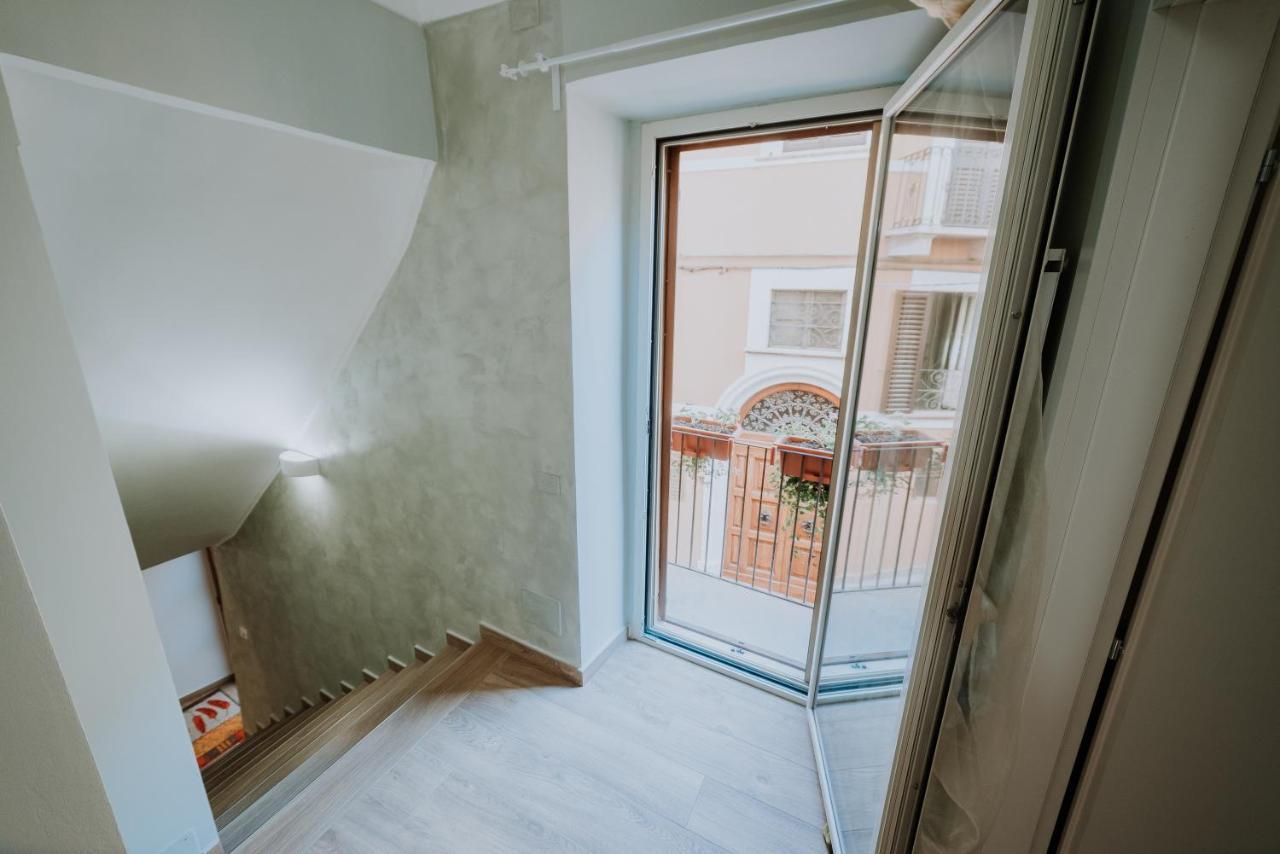 לינה וארוחת בוקר קייטי La Casa Di Achille מראה חיצוני תמונה