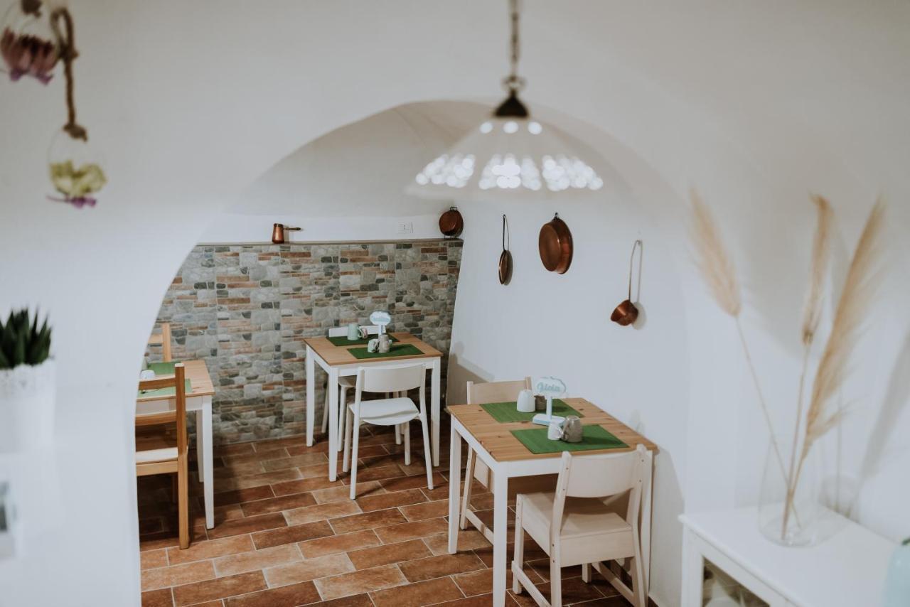 לינה וארוחת בוקר קייטי La Casa Di Achille מראה חיצוני תמונה