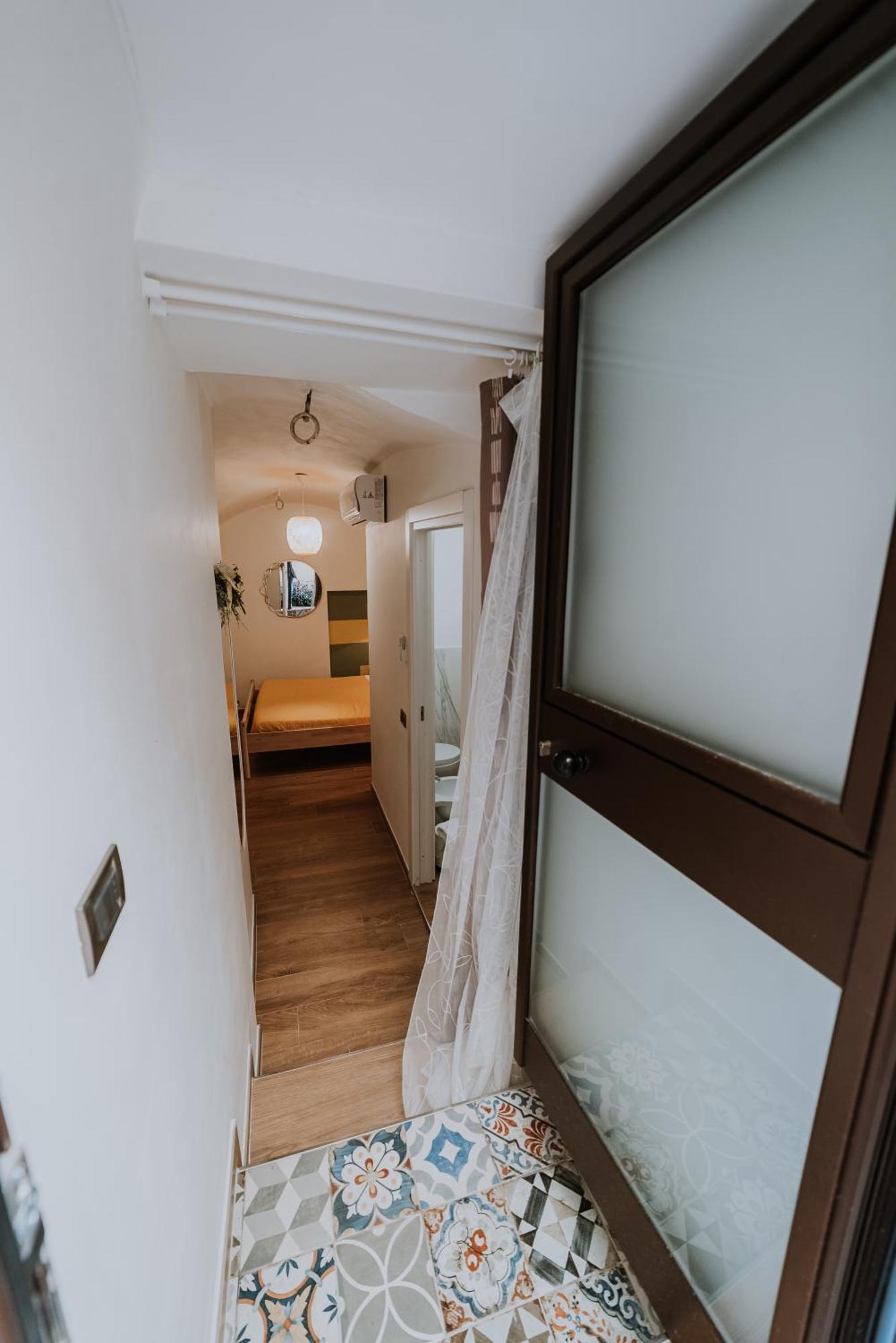 לינה וארוחת בוקר קייטי La Casa Di Achille מראה חיצוני תמונה